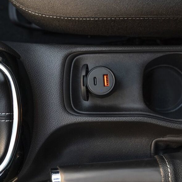 Φορτιστής 4smarts 4smarts Kfz Ladegerät VoltRoad Ultimate 83W PD/QC, μαύρο 13354541 4252011900008