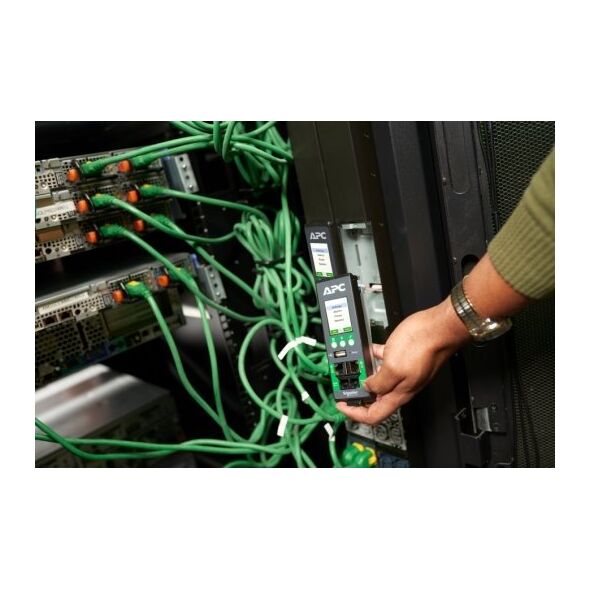 APC NetShelter Rack PDU Advanced Metered 11.5kW 3PH 415V 20A 520P6 42 Outlet