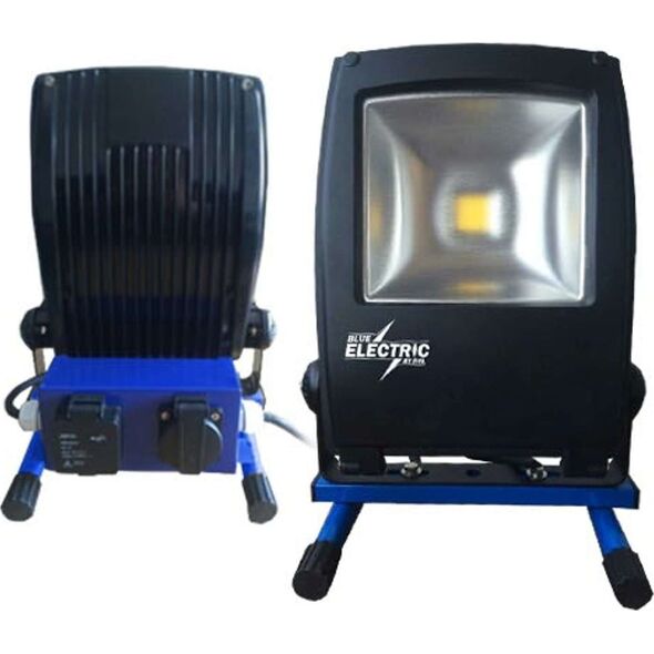 Blue Electric BLUE ELECTRIC +Plus-Line LED 100W arbejdslampe med udtag - 1880825 13939242 5704587018865