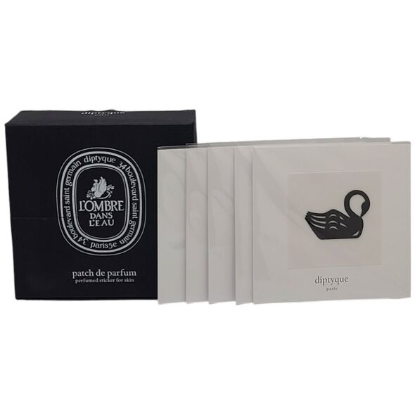 Σετ Diptyque, Diptyque, L'Ombre Dans L'Eau - Patch De Parfum, Αυτοκόλλητα σώματος, Αρωματικό, Λουλουδάτο, Για Δέρμα, Μαύρο, 5 τμχ Για γυναίκες 13873993 3700431418548