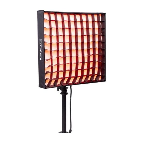 Nanlite Nanlite PavoSlim 240C Full-Color 13342156 6949987425946