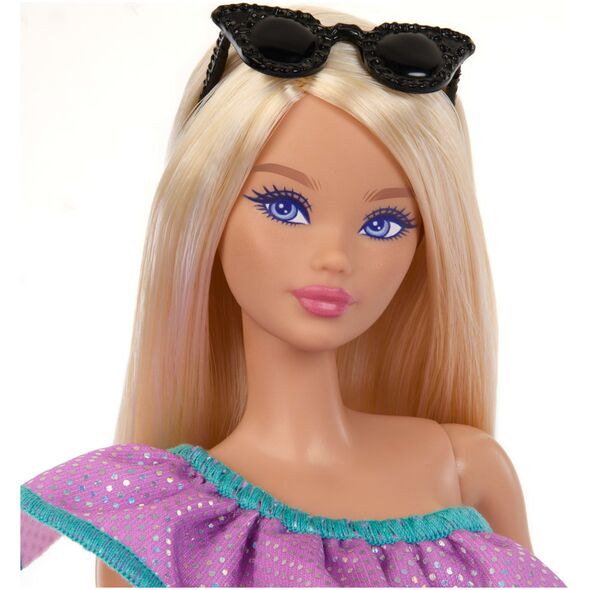 Barbie Doll &amp| Party Fashions (HYT61)