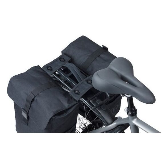 Sakwy BASIL MOVE DOUBLE BICYCLE BAG, MIK z adapterem do mocowania, 30L, Wodoodporna, Black (NEW 2025)