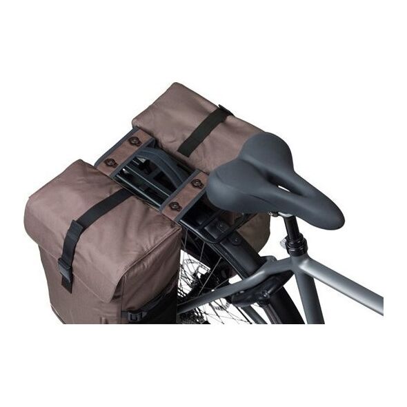 Sakwy BASIL MOVE DOUBLE BICYCLE BAG, MIK z adapterem do mocowania, 30L, Wodoodporna, Brown (NEW 2025)