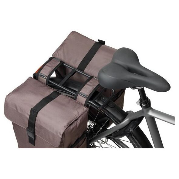 Sakwy BASIL MOVE DOUBLE BICYCLE BAG, UNIVERSAL BRIDGE, 30L, Wodoodporna, Brown (NEW 2025)