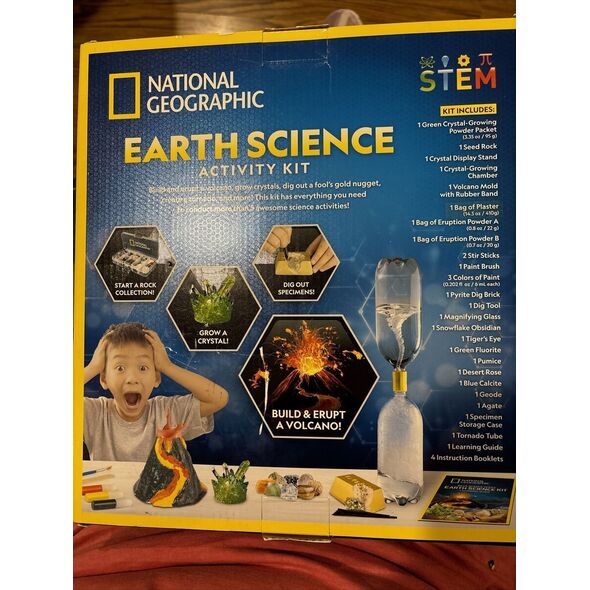National Geographic National Geographic S. E. Mega Earth Science Kit