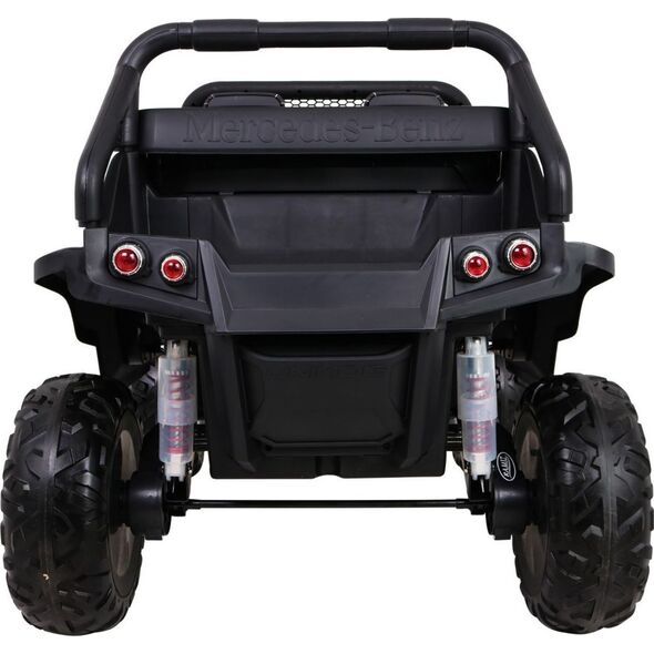 Pojazd Mercedes BENZ UNIMOG Czerwony