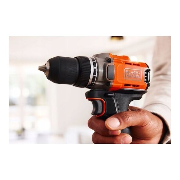Black&Decker Akku-Bohrschrauber BCD382D1XC 2Ah 18V