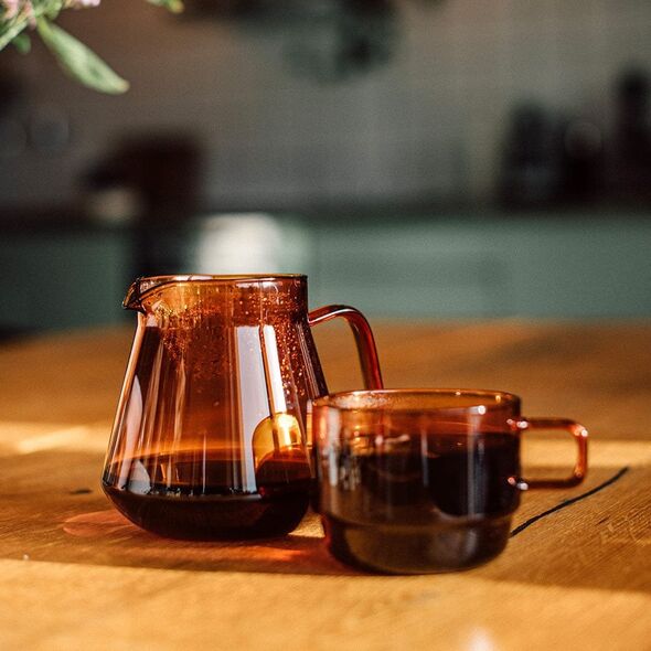 Hario Hario - Colors Tea & Coffee Server - Server με κεχριμπαρένιο φίλτρο 600ml 14181457 4977642140868