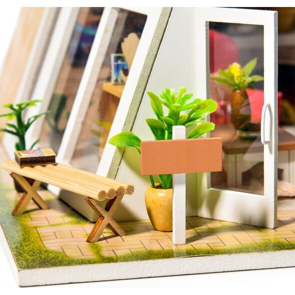 Nice Idea Składany Drewniany Model LED Peter's Dream Hut