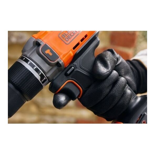 Black&Decker Akku-Schlagbohrschr. 18V 2x2Ah. Kof BCD383D2XK