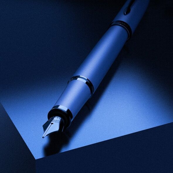 Parker PARKER Füller IM Monochrome Blue PVD                  M Blau Geschenkbox
