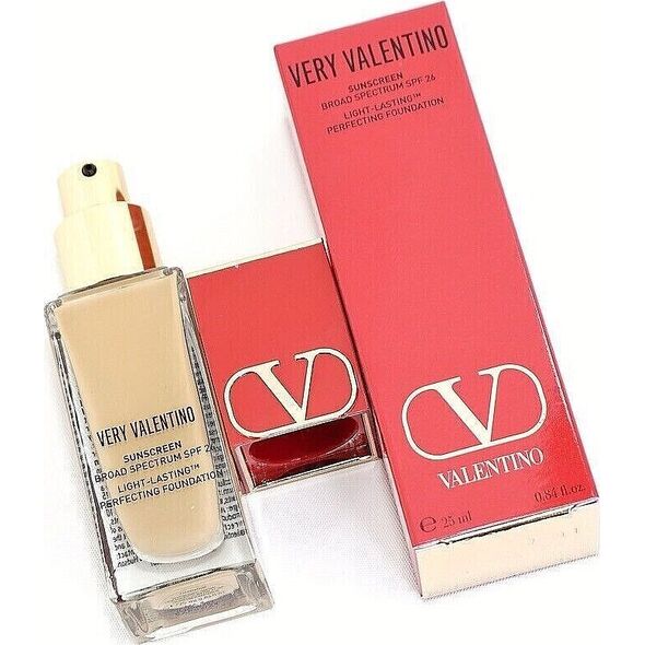 Valentino Valentino, Very Valentino, Liquid Foundation, LA1, SPF 25, 25 ml For Women
