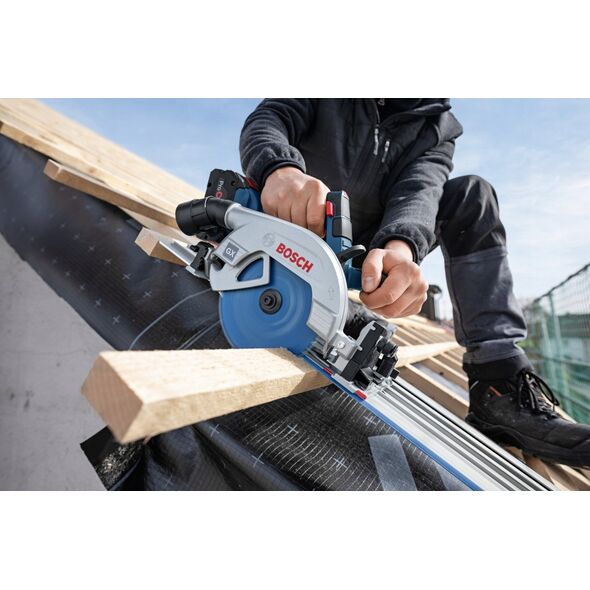 Pilarka tarczowa Bosch Bosch cordless portable circular saw GKS 18V-57-2 GX Professional solo, 18Volt (blue/black, without battery and charger)