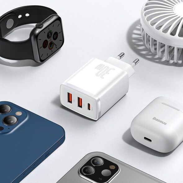 Ładowarka Baseus CCXJ-E02 2x USB-A 1x USB-C 3 A (BSU2896WHT)