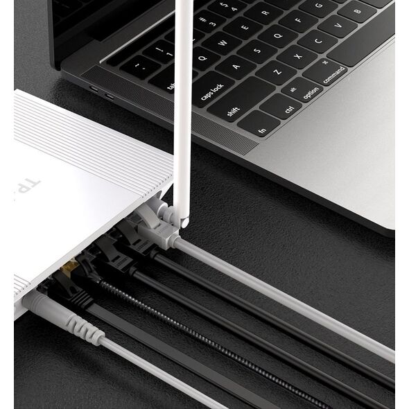 Ugreen Ugreen Kabel Przewód Internetowy Sieciowy Ethernet Patchcord Rj45 Cat 6 Utp 1000Mbps 20M Czarny (20166)