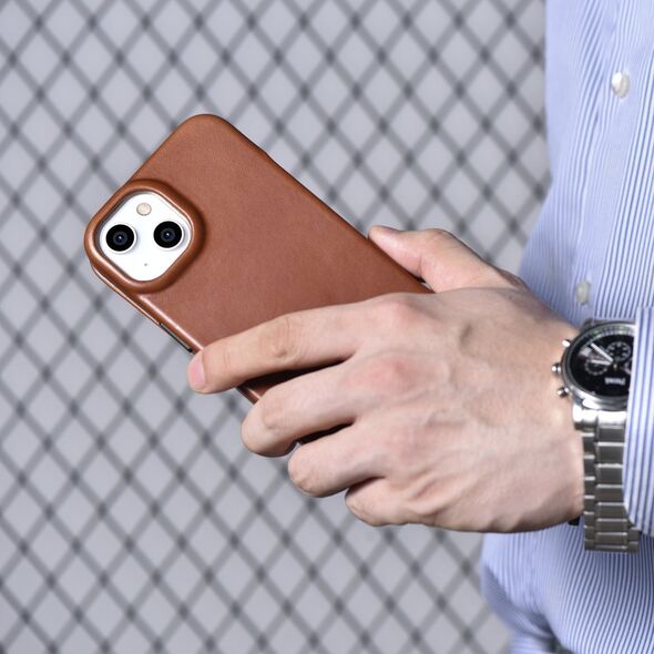 iCarer iCarer CE Oil Wax Premium Leather Folio Case skórzane etui iPhone 14 Plus z klapką magnetyczne MagSafe brązowy (AKI14220707-BN)