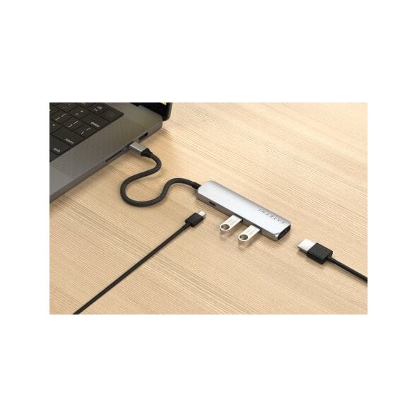 HUB Satechi 4-in-1 USB-C Slim Multiport Adapter 4K USB-C / 2xUSB-A, USB-C, 4K HDMI silver