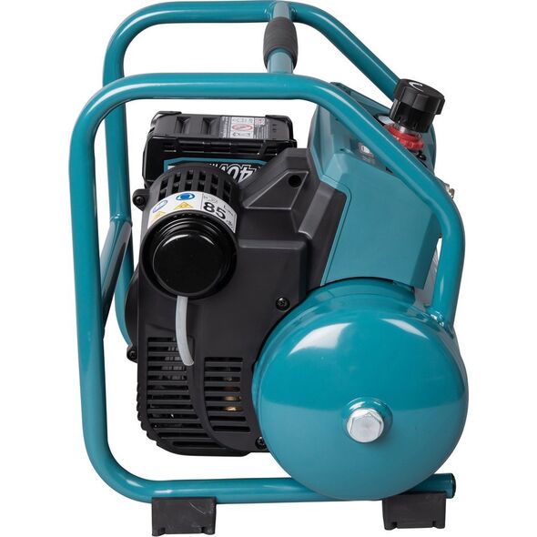 Φορητός αεροσυμπιεστής MAKITA KOMPRESOR AKUMULATOROWY 40V MAX XGT 7.6L 0*AH
