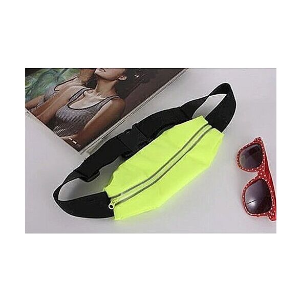 Mocco Sport Bag for Activities window Phone 6.2" with Hole for Headphones
