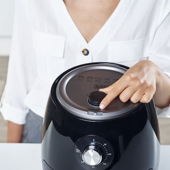 Frytkownica beztłuszczowa Black&Decker FRYTKOWNICA BEZTŁUSZCZOWA BLACK&DECKER BXAF2500E AIR FRYER