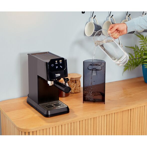 Espresso coffee machine BEKO CEP5302B