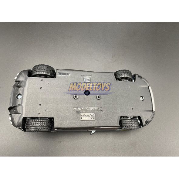 Bburago BBU 1:24 Ferrari R_P Ferrari Monza black 26027B