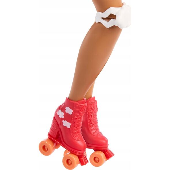 Barbie Besties κούκλα μόδας με πατίνια JFX98