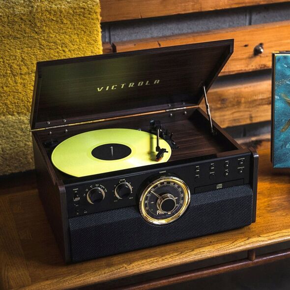 Patefonas Victrola VTA-270B