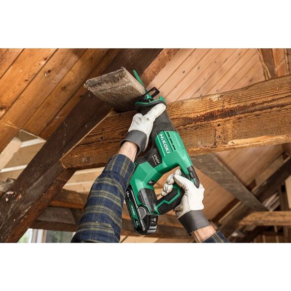 HIKOKI. SABRE SAW 18V CR18DMA WWZ 2x4.0Ah BL HSC