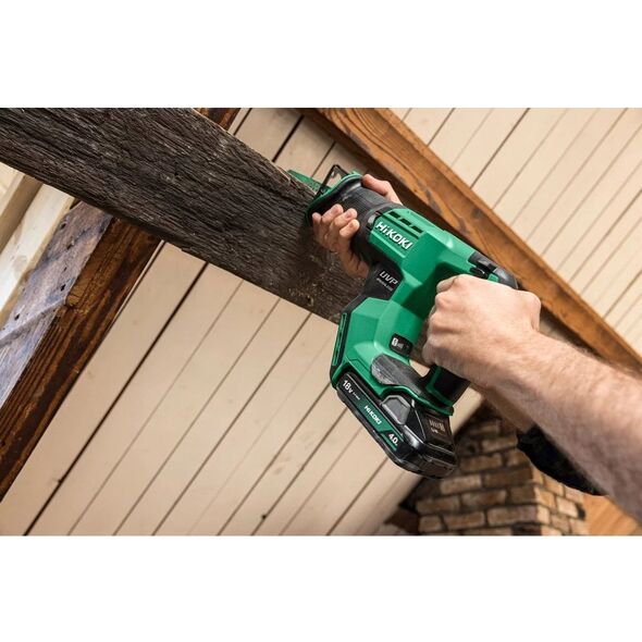 HIKOKI. SABRE SAW 18V CR18DMA WWZ 2x4.0Ah BL HSC