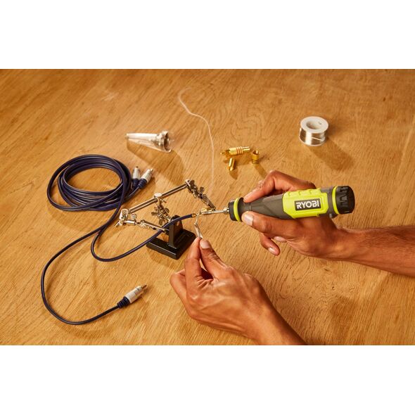 Ασύρματο κολλητήρι RYOBI RSI4-120G, 4.0 V, 2.0 Ah Li-ion, 460 °C, περιλαμβάνεται κολλητήρι