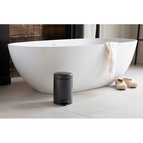 Κάδος με πεντάλ BRABANTIA NewIcon 3L Confident Grey 233449