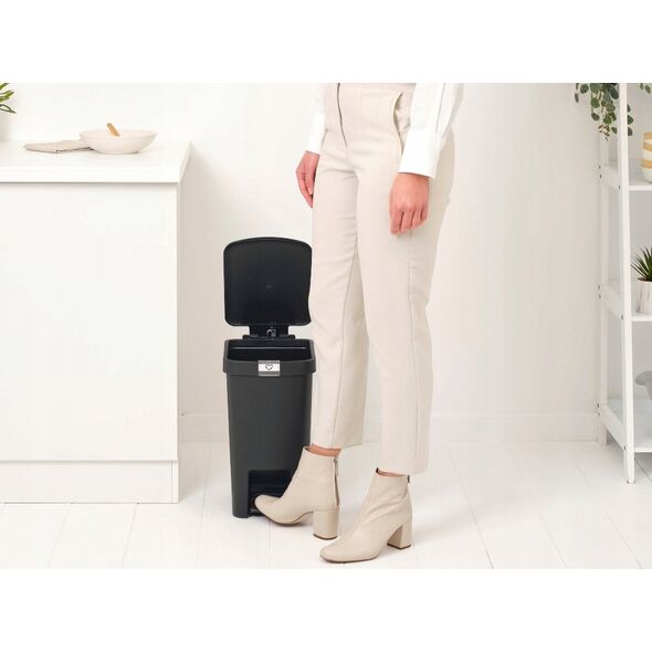 Κάδος με πεντάλ StepUp BRABANTIA 16 l Σκούρο Γκρι 800306