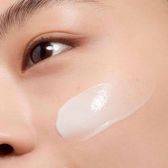 CLARINS BRIGHT PLUS ADVANCED BRIGHTENING DARK SPOT TARGETING EXPERT SERUM 30ML