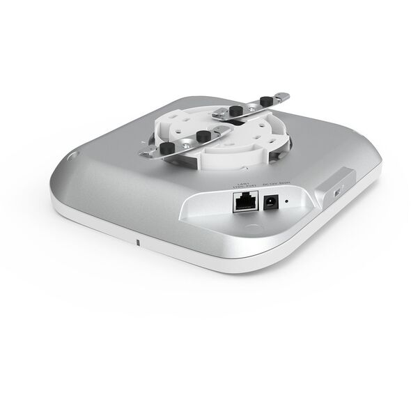 Wewnętrzny Access Point WiFi 7 802.11be, 10GbE, zarządzalny, EnGenius Cloud