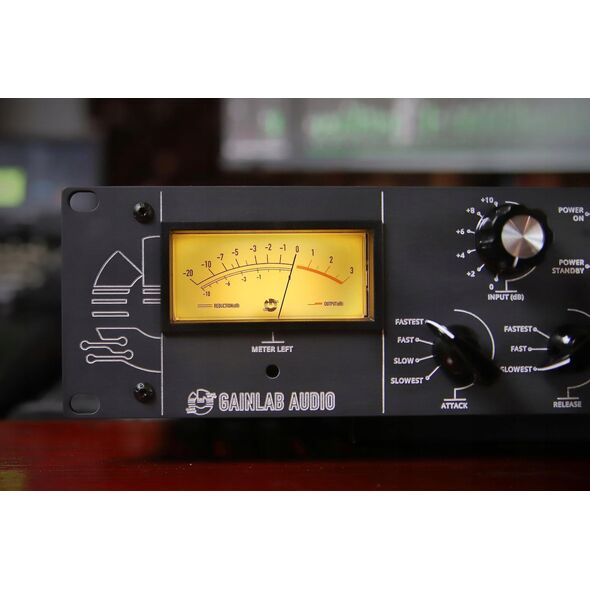 GAINLAB DICTATOR Graphite Dual Pentode Vari-µ Compressor