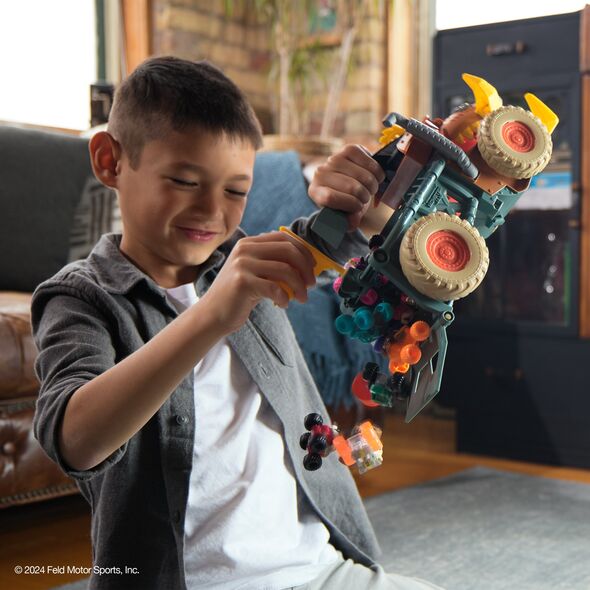 MONSTER JAM vehicle set MAD HOG Mini Feature Playset, 6071776