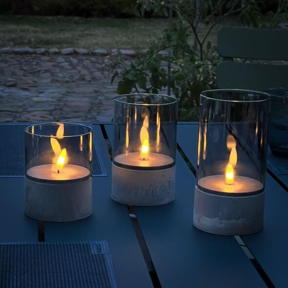 LED table lamp BRILLIANT BOUGIE, IP44, 2500K, 2xAA, timer, transparent glass, 3pcs