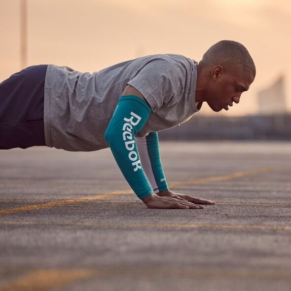 Reebok REEBOK RĘKAWY KOMPRESYJNE ACTIVCHILL L MORSKIE RASL-13025GN