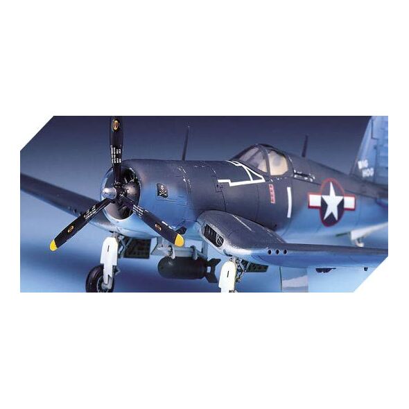 Academy F4U1 Corsair (MA-12457)