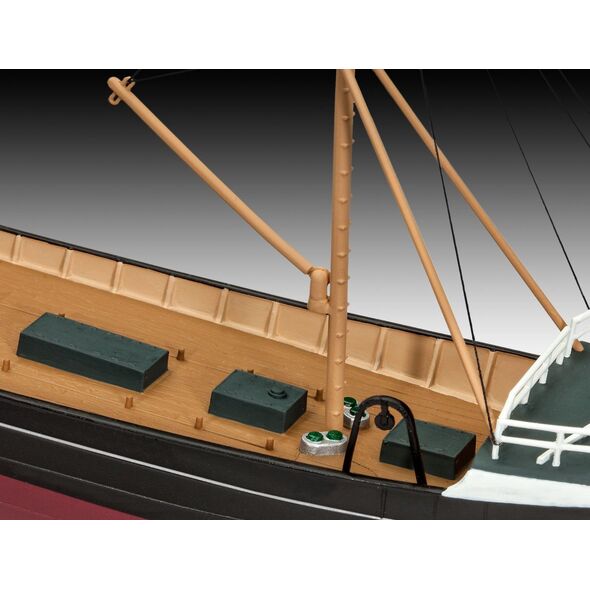 Revell Northsea Fishing Trawler (GXP-550535)