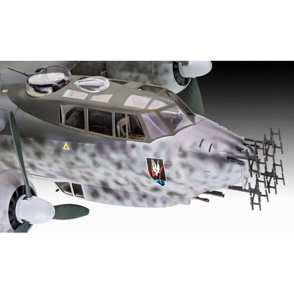 Revell Model plastikowy Samolot DO 217J 1/2 1/48