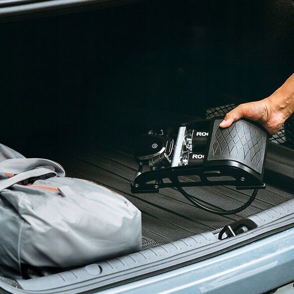 RockBros Pompka nożna rower auto motor piłka z wyświetlaczem 11 bar - czarna