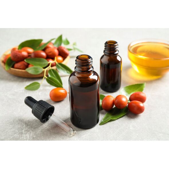 MOSSA_Uspokajające serum do skóry wrażliwej z Borówką Brusznicą i Resweratrolem 30ml
