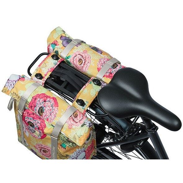 Torba na bagażnik BASIL BLOOM FIELD DOUBLE PANNIER BAG MIK 28-35L, MIK System (ready to go) honey yellow (NEW 2024)