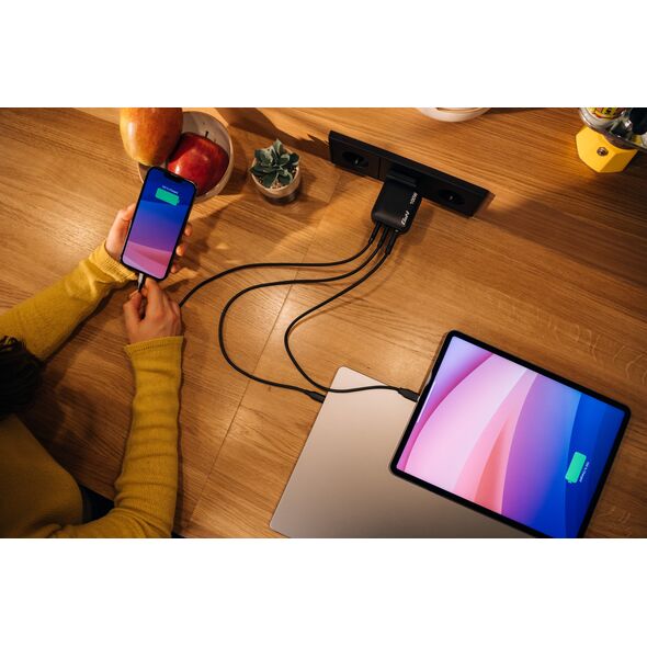 Verbatim Mini GaN Charger 100W 3Port US/EU/UK ADP         32230