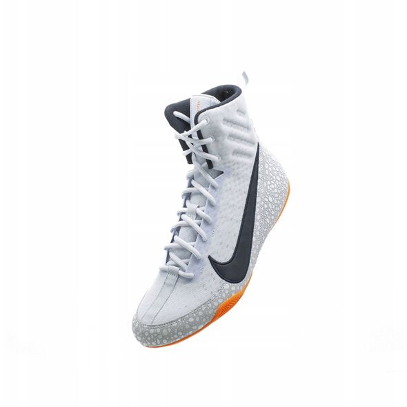 Nike Machomai 3 SE HQ2831-900 białe 42,5
