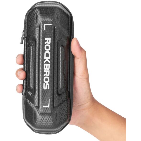 Torba rowerowa na narzędzia mocowana w uchwycie na bidon 0.65l - czarna Torba rowerowa na narzędzia mocowana w uchwycie na bidon 0.65l - czarna