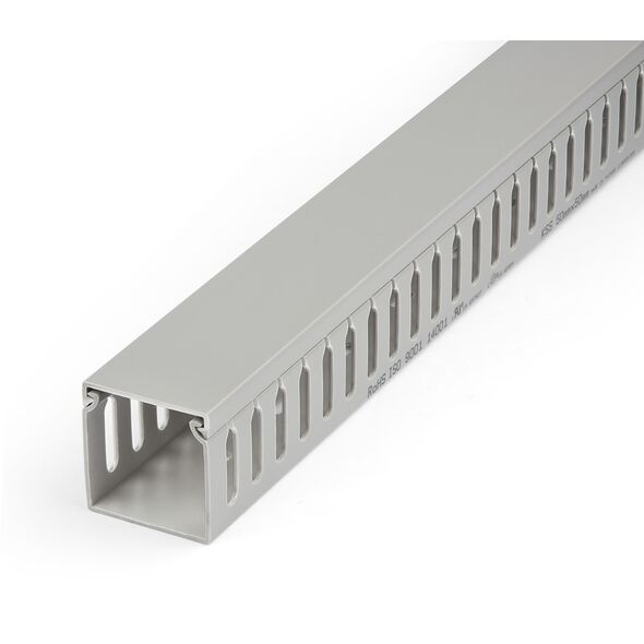 Κανάλι καλωδίων STARTECH.COM 2m - 50x50mm - Κανάλι καλωδίων με σχισμές 8mm - Κάλυμμα καλωδίων PVC - έως 80 καλώδια